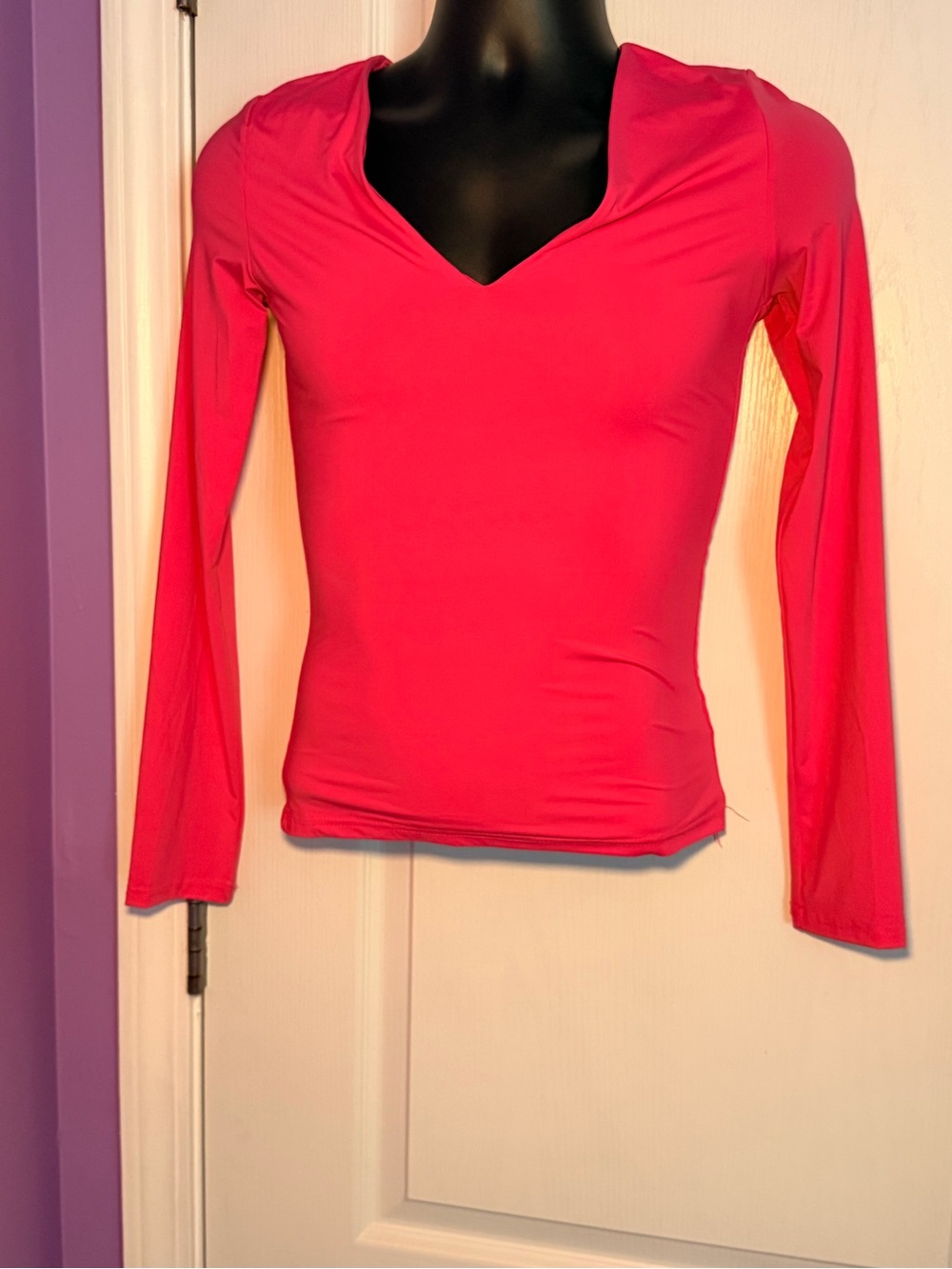 Women’s Long-Sleeve V-Neck Top in Bright Pink